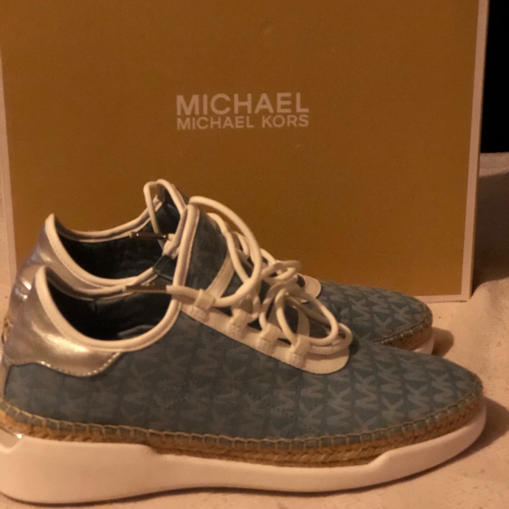 Micheal Kors Sneakers